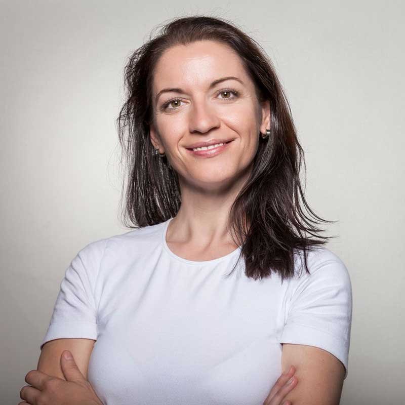 Helena Rodríguez, veterinaria jefe de Huellas Felices